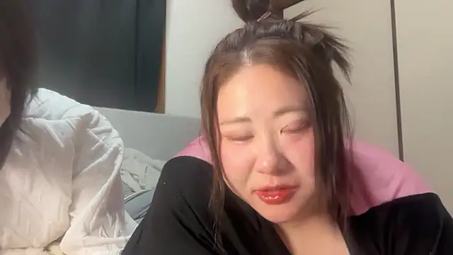 tubakiaki online show from March 2026 06:06:02 PM