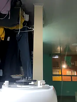 Snapshot of itsvell_ chatting on November 2025 02:48:02 AM itsvell online show from November 2025 02:48:02 AM