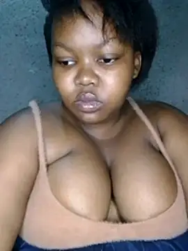 3bigcuteness online show from December 2025 12:35:02 AM