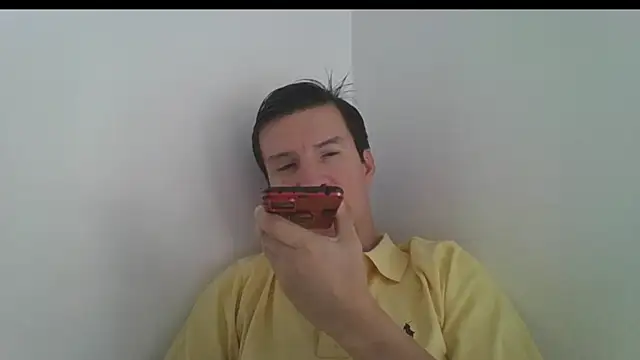 Snapshot of carliesexyman chatting on November 2025 02:21:03 PM carliesexyman online show from November 2025 02:21:03 PM