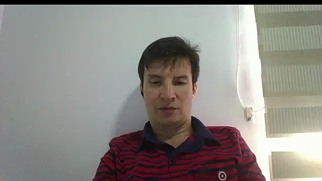 Snapshot of carliesexyman chatting on November 2025 02:44:02 PM carliesexyman online show from November 2025 02:44:02 PM