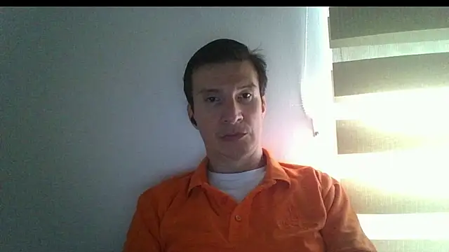 Snapshot of carliesexyman chatting on October 2025 02:13:01 PM carliesexyman online show from October 2025 02:13:01 PM