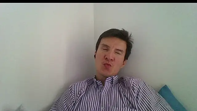 Snapshot of carliesexyman chatting on November 2025 02:53:02 PM carliesexyman online show from November 2025 02:53:02 PM