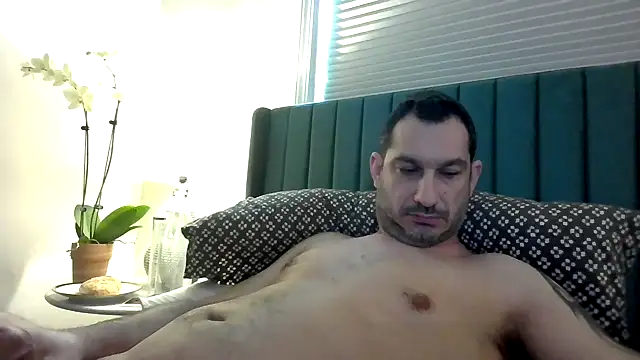 ckraiders84 online show from January 2026 06:44:02 PM