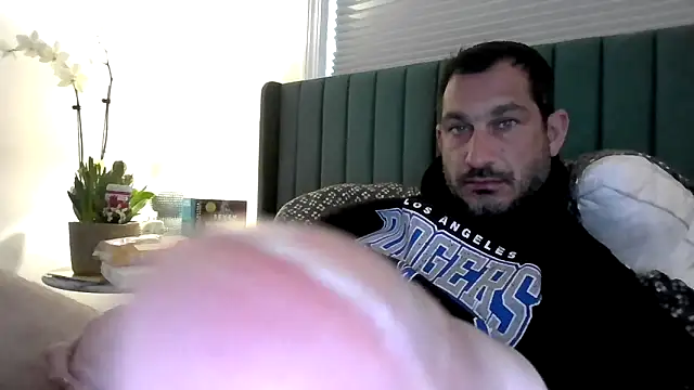 ckraiders84 online show from May 2026 05:27:01 PM
