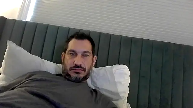 ckraiders84 online show from March 2026 06:53:01 PM