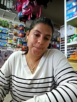 Snapshot of amonet_fg chatting on November 2025 08:02:02 PM amonet fg online show from November 2025 08:02:02 PM