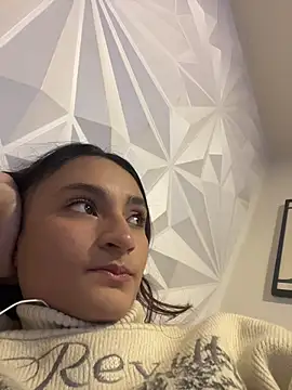 Snapshot of Noa_N_Luxy chatting on October 2025 08:06:02 PM Noa N Luxy online show from October 2025 08:06:02 PM