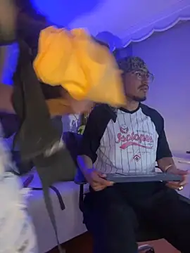 Noa N Luxy online show from November 2025 03:29:01 AM