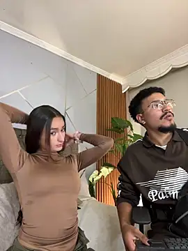 Noa N Luxy online show from November 2025 03:56:02 AM