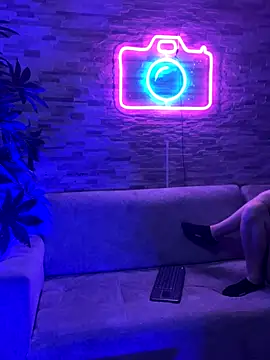 Noa N Luxy online show from December 2025 02:34:02 AM