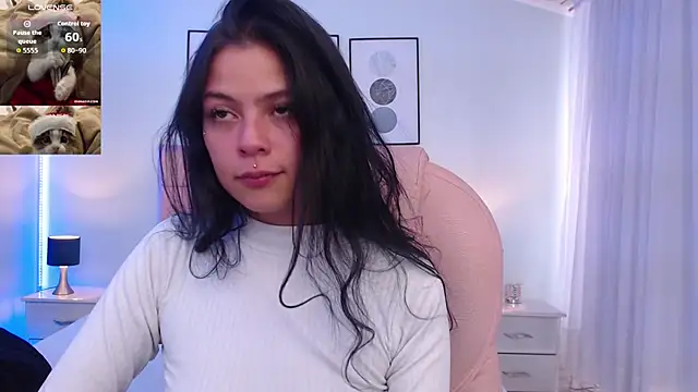 KikiVelvet online show from December 2025 08:10:01 PM