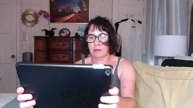 BigbustedBrenda online show from November 2025 09:07:01 PM