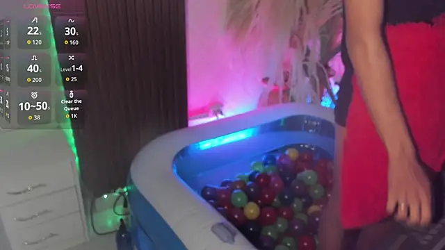 Max Steell online show from November 2025 05:33:02 AM