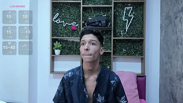 Max Steell online show from November 2025 01:54:01 AM