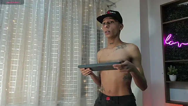 Max Steell online show from November 2025 02:26:01 AM