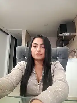 Snapshot of solandrea chatting on October 2025 09:49:01 PM solandrea online show from October 2025 09:49:01 PM