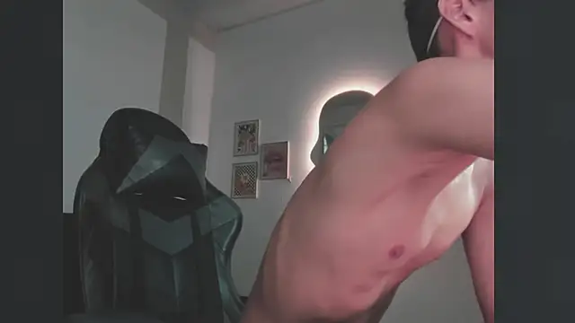 Senpai Lover online show from November 2025 06:40:02 PM