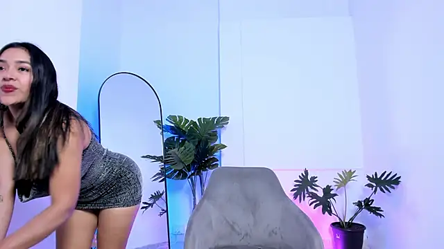 KatieBoison online show from December 2025 08:45:02 PM