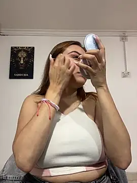 Adrimaretti online show from December 2025 08:08:02 PM