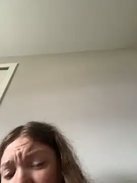 stonerbaby online show from May 2026 09:14:02 PM