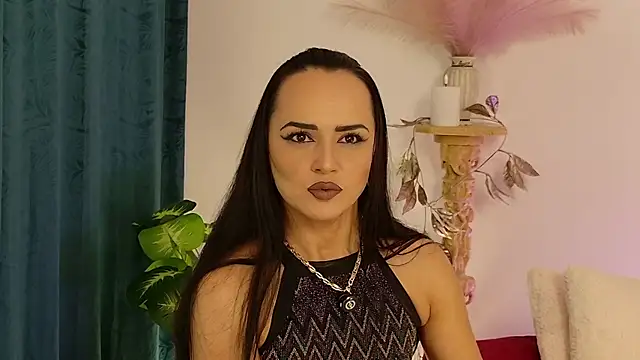 SiennaRosse online show from November 2025 09:04:01 PM