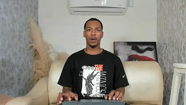 Snapshot of for_itan chatting on February 2026 01:53:01 PM for itan online show from February 2026 01:53:01 PM