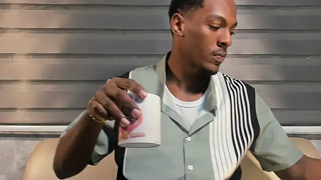 Snapshot of for_itan chatting on February 2026 01:00:02 PM for itan online show from February 2026 01:00:02 PM