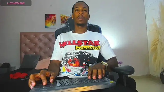 Snapshot of for_itan chatting on February 2026 01:30:01 PM for itan online show from February 2026 01:30:01 PM