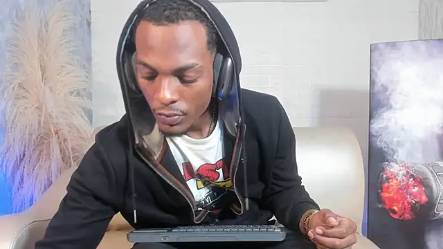 Snapshot of for_itan chatting on February 2026 01:16:02 PM for itan online show from February 2026 01:16:02 PM