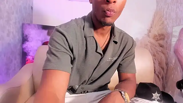 Snapshot of for_itan chatting on December 2025 12:53:01 PM for itan online show from December 2025 12:53:01 PM