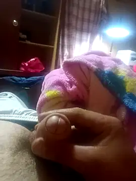 calitox1995 online show from November 2025 08:37:01 AM