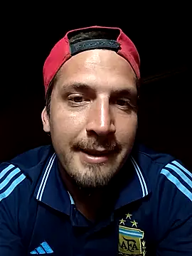 calitox1995 online show from April 2026 06:54:02 PM