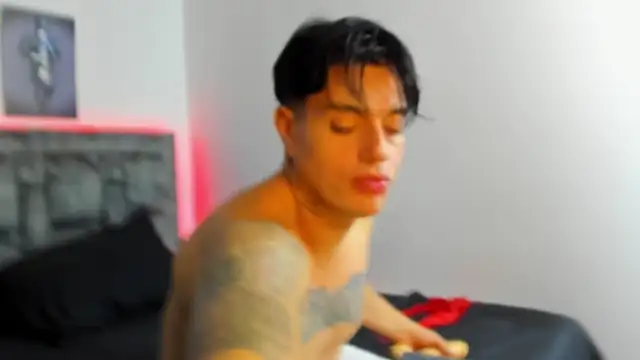 Snapshot of dante_hottx chatting on December 2025 03:23:01 AM dante hottx online show from December 2025 03:23:01 AM