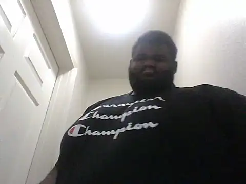 Snapshot of swolehammer chatting on October 2025 07:24:01 PM swolehammer online show from October 2025 07:24:01 PM