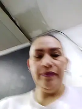 Snapshot of Adelgey-Michell chatting on October 2025 12:02:01 PM Adelgey-Michell online show from October 2025 12:02:01 PM