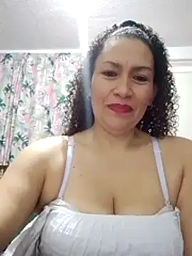 Snapshot of Adelgey-Michell chatting on November 2025 03:38:02 PM Adelgey-Michell online show from November 2025 03:38:02 PM