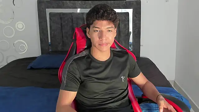 Maximiliano Khalil online show from January 2026 07:39:01 PM