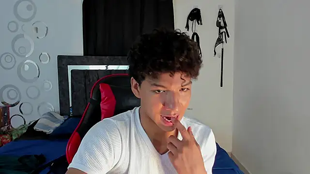 Maximiliano Khalil online show from January 2026 07:28:02 PM