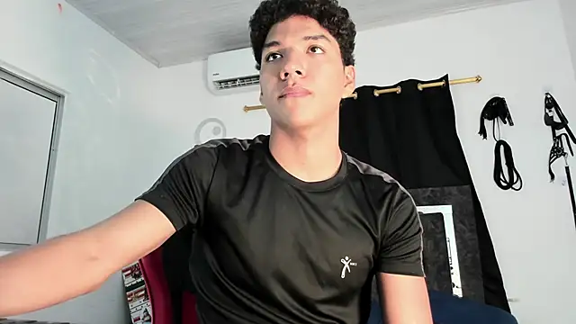 Maximiliano Khalil online show from January 2026 07:10:02 PM