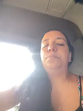 Casaldoverdin online show from October 2025 03:00:02 PM