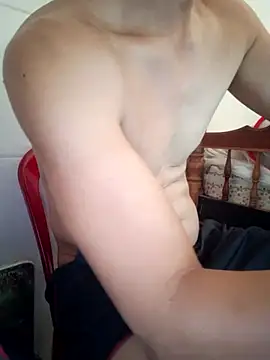 Cafeen19 online show from April 2026 12:17:01 AM