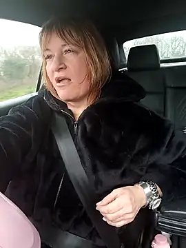 BettyDavisEyesUK online show from February 2026 10:47:02 AM