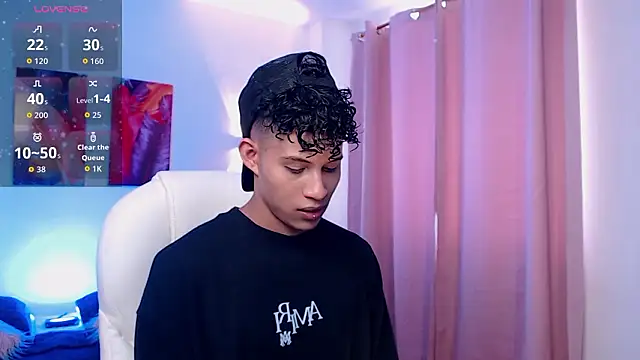 KamiSuarez online show from March 2026 06:37:02 PM