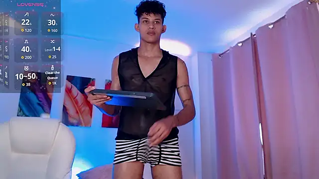 KamiSuarez online show from March 2026 06:42:02 PM