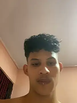 KamiSuarez online show from January 2026 04:27:01 AM