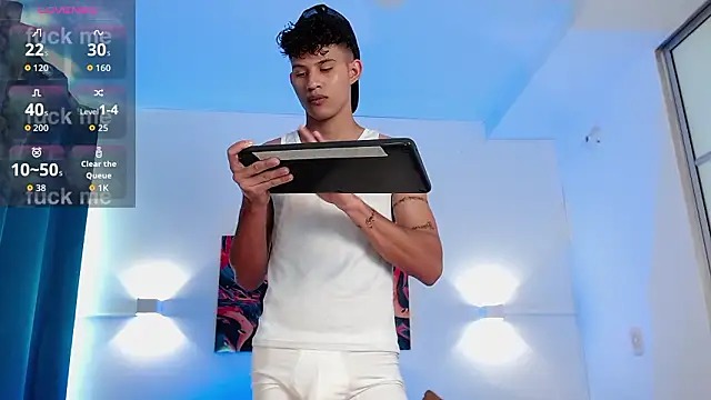 KamiSuarez online show from February 2026 06:38:02 PM