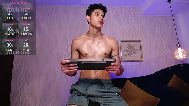 KamiSuarez online show from February 2026 06:29:02 PM