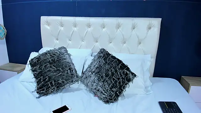 Kim Luna1 online show from November 2025 03:10:02 AM