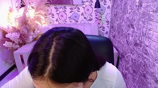 emmaa garciia online show from March 2026 07:37:02 AM